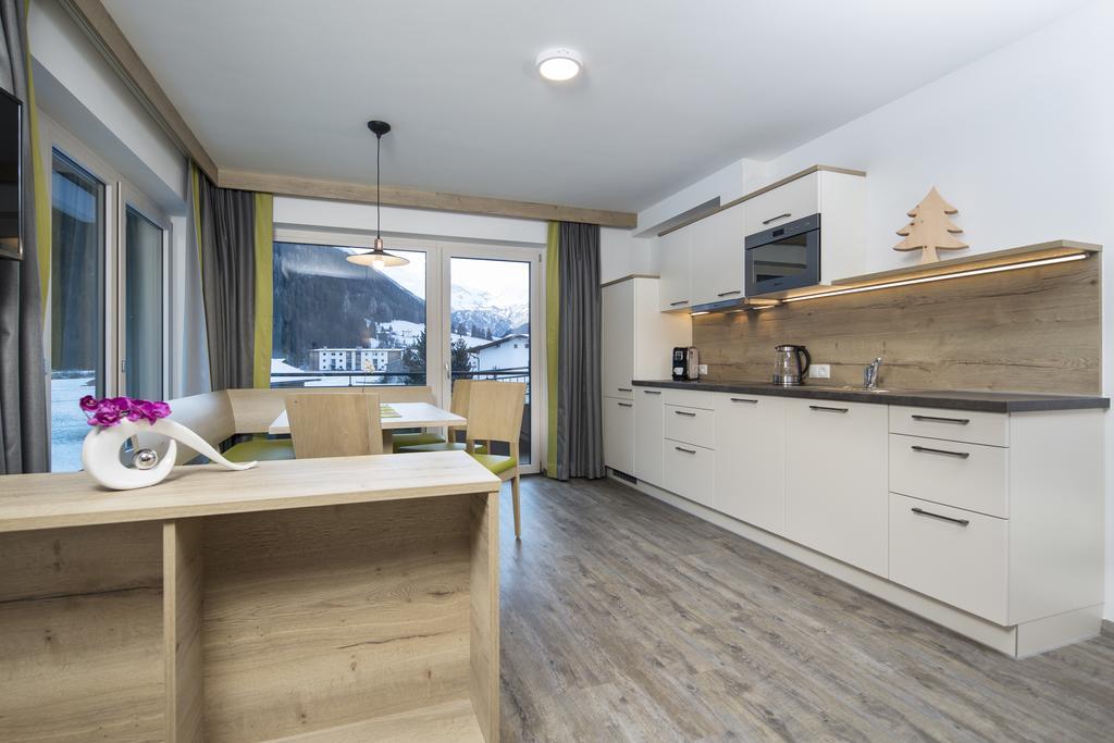 Ferienwohnung Alps Tux Exterior foto